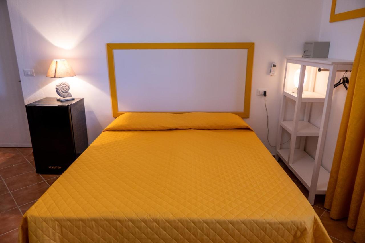 B&B Giglio Di Mare Cala Liberotto Εξωτερικό φωτογραφία